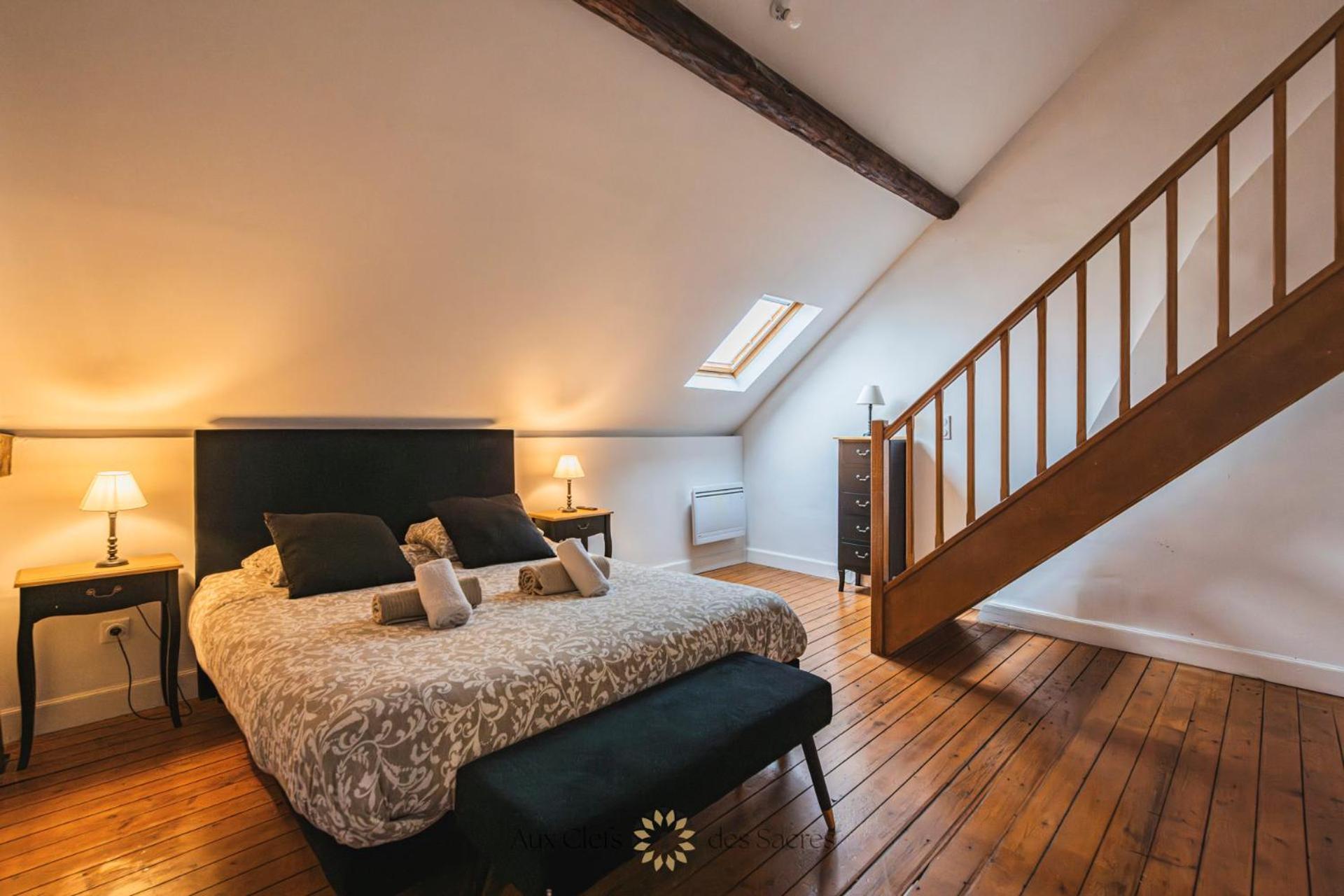l'Hôtel des Ventes Reims Chativesle Extérieur photo