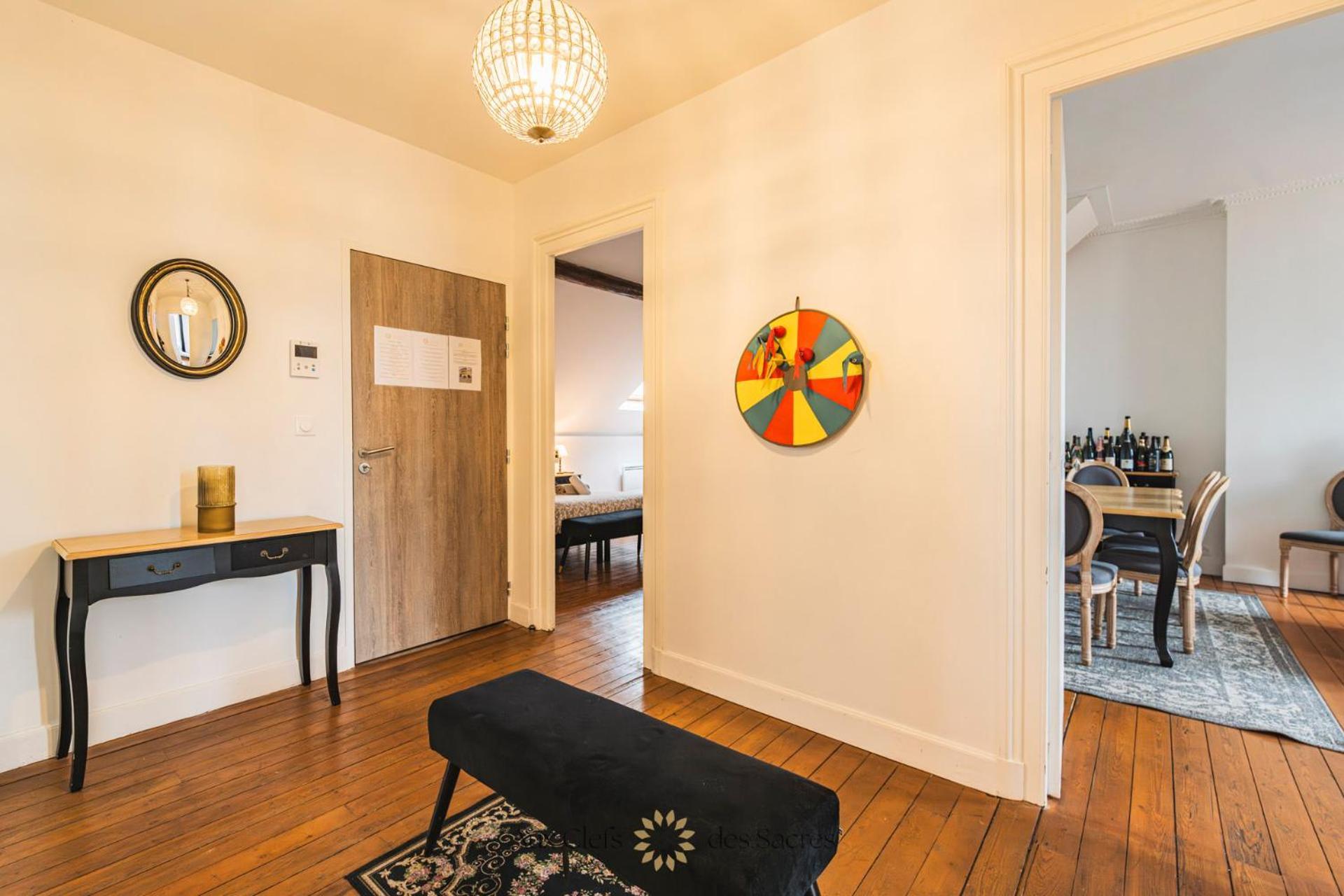 l'Hôtel des Ventes Reims Chativesle Extérieur photo