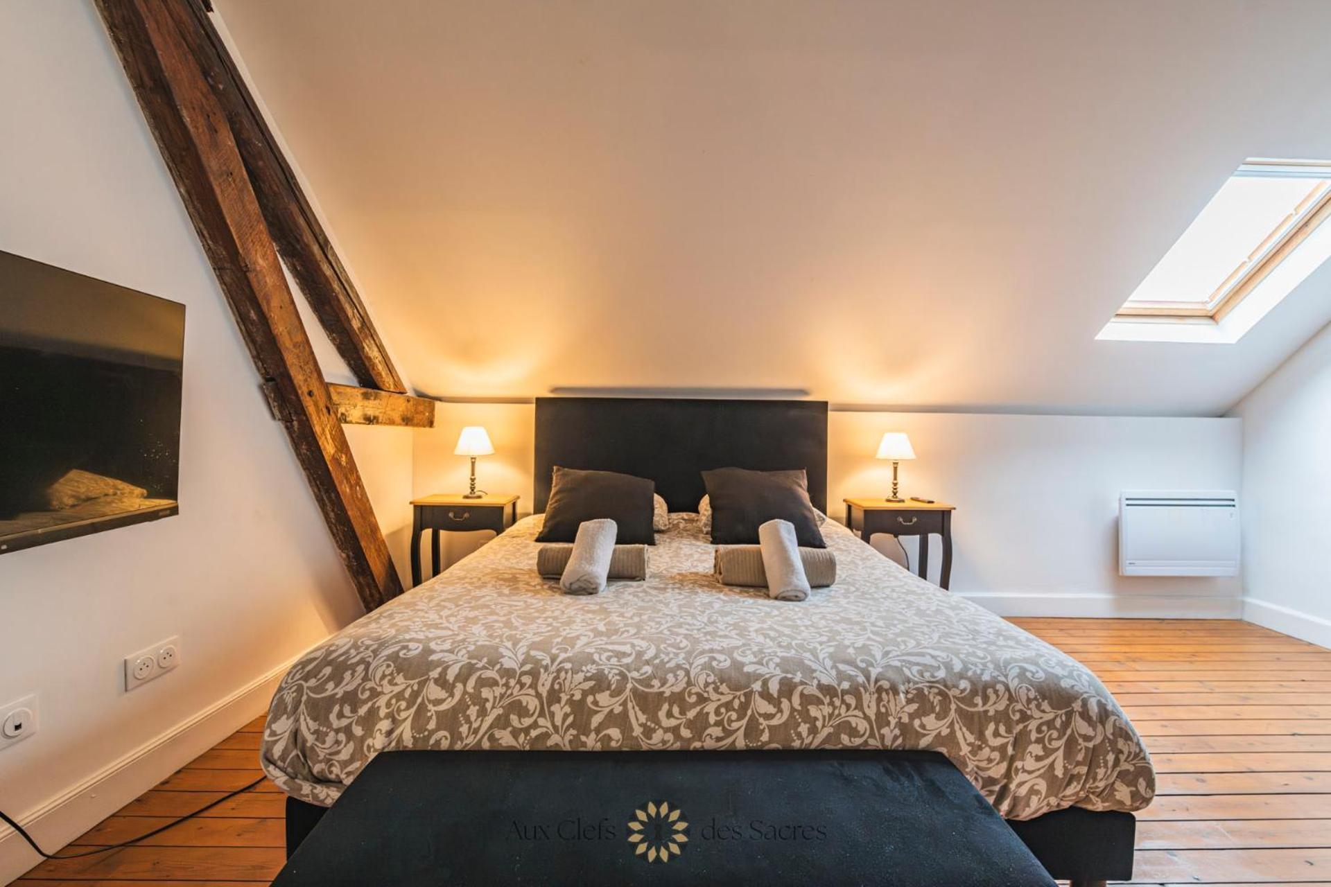 l'Hôtel des Ventes Reims Chativesle Extérieur photo