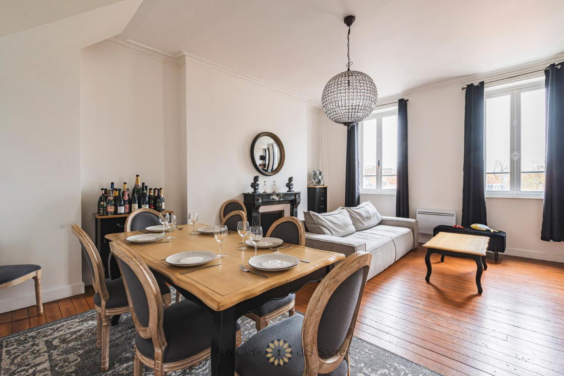 l'Hôtel des Ventes Reims Chativesle Extérieur photo