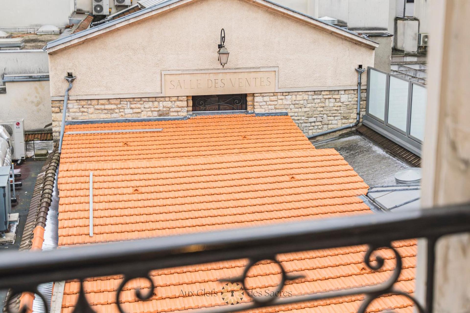 l'Hôtel des Ventes Reims Chativesle Extérieur photo