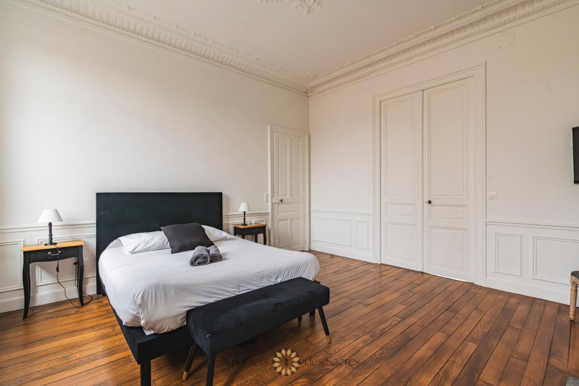 l'Hôtel des Ventes Reims Chativesle Extérieur photo